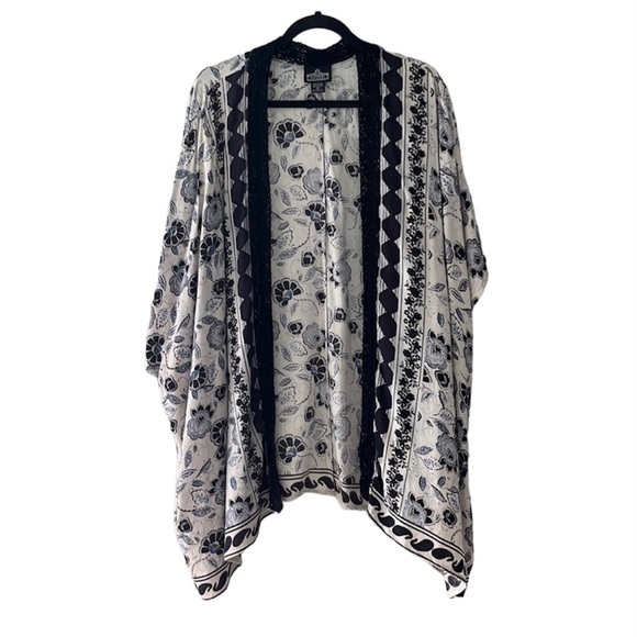 Angie Accessories - Angie Boho Floral Printed Longline Open Front Kimono Cardigan Size XL